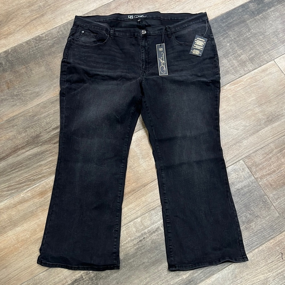 NWT{DG2}Women’s Sz 26PW Faded Black Bootcut Jeans